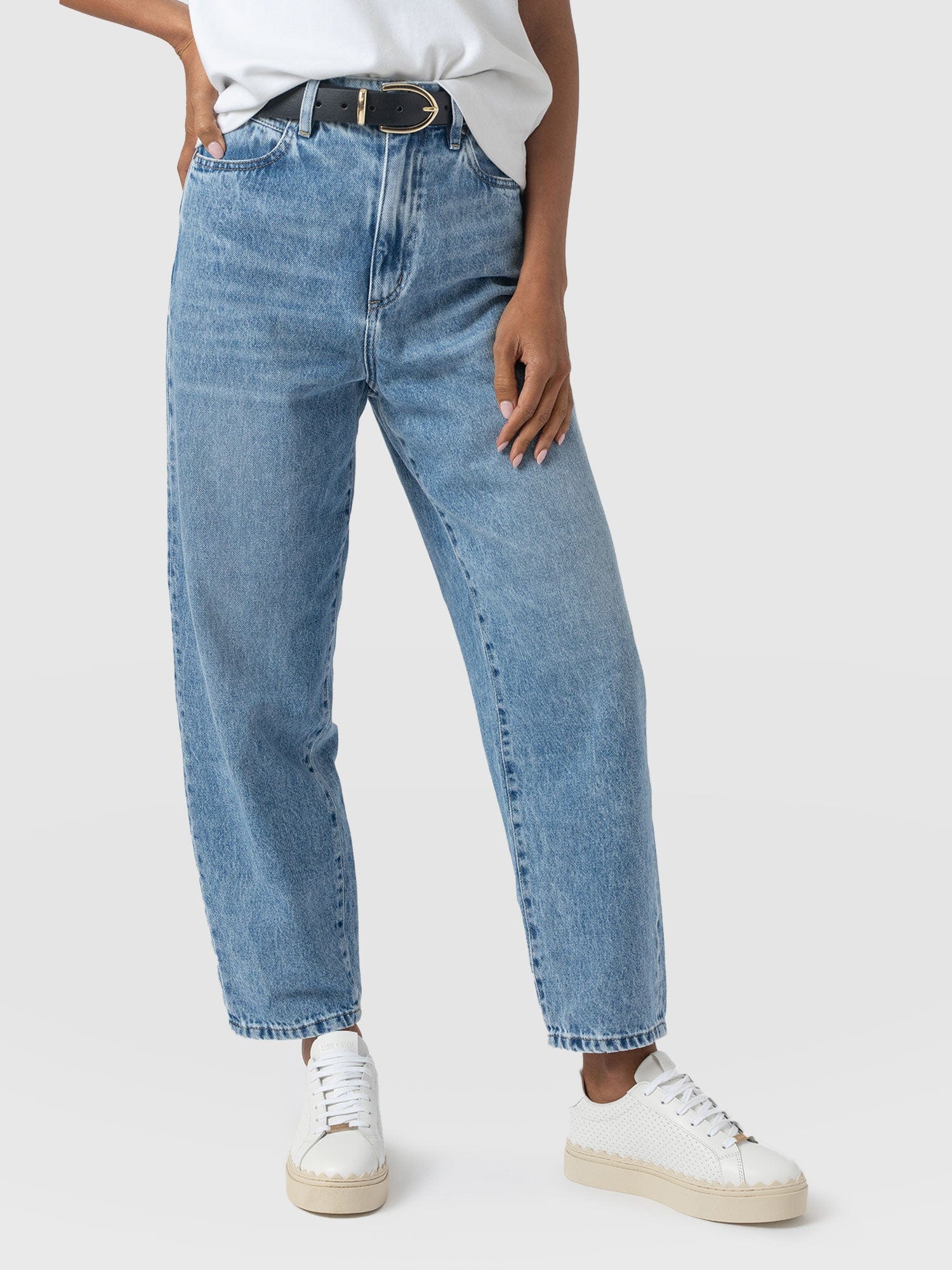 Barrel Leg Jean - Mid Blue